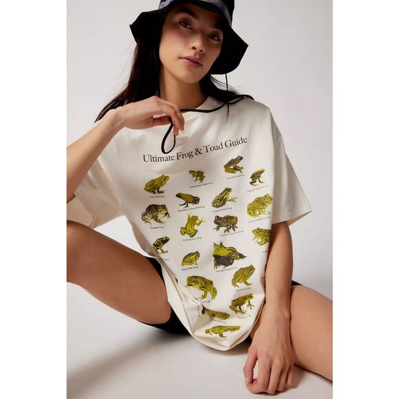 Urban Outfitters Tops - Urban Outfitters UO Ultimate Frog & Toad Guide Tee Ivory XL/XXL NEW